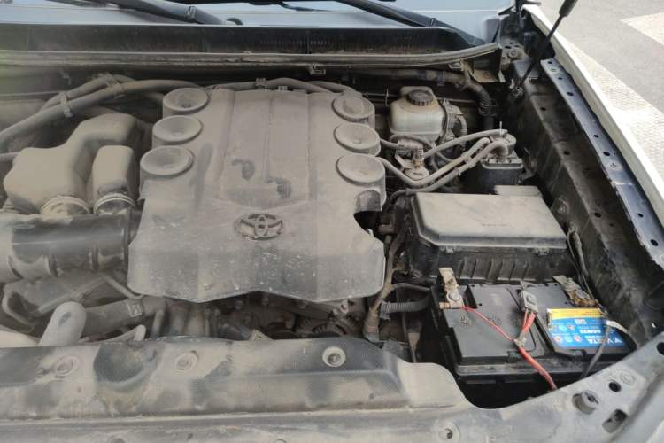 Used Toyota Prado 2010 4.0L Automatic TX-L Engine Bay Left