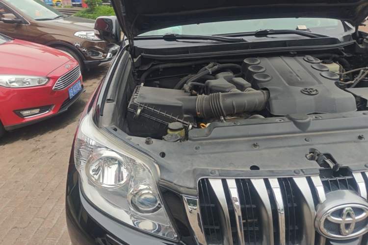 Used Toyota Prado 2010 4.0L Automatic VX NAVI Engine Bay Right