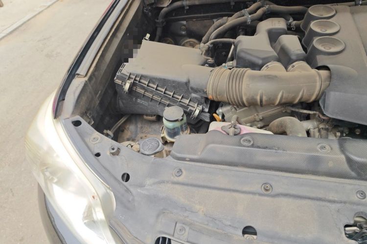 Used Toyota Prado 2010 4.0L Automatic TX-L Engine Bay Right