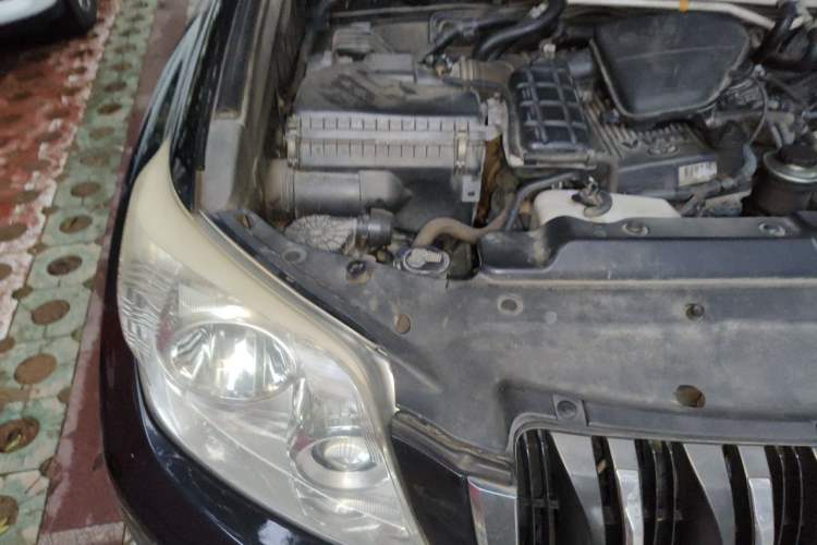 Used Toyota Prado 2010 2.7L Automatic Standard Edition Engine Bay Right