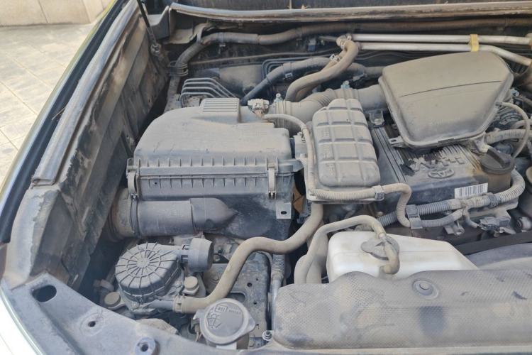 Used Toyota Prado 2010 2.7L Automatic Deluxe Edition Engine Bay Right