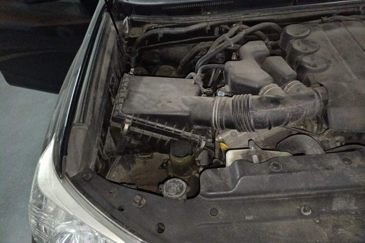 Used Toyota Prado 2010 4.0L Automatic TX-L NAVI Engine Bay Right