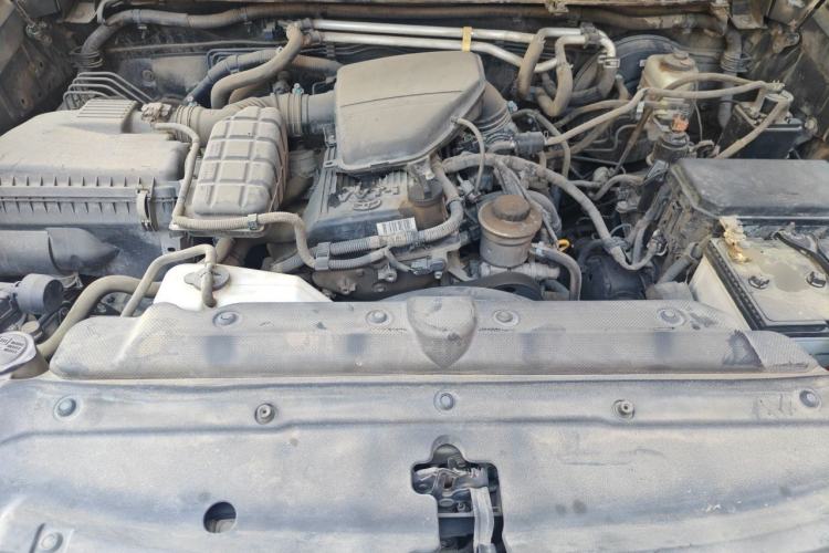 Used Toyota Prado 2010 2.7L Automatic Deluxe Edition Engine Bay
