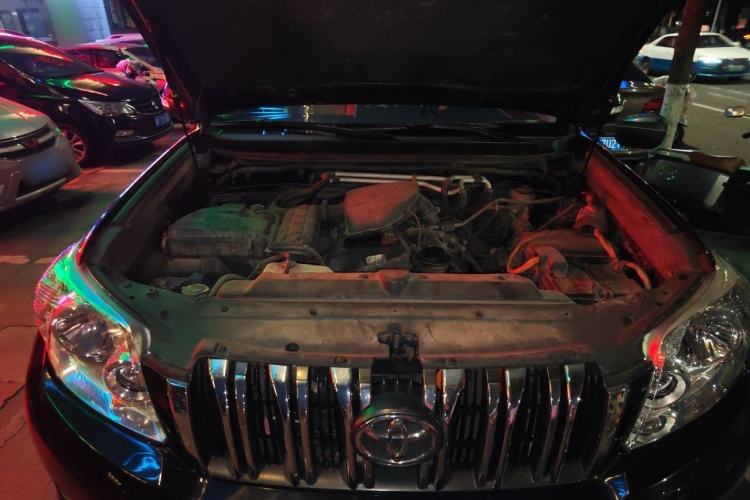 Used Toyota Prado 2010 2.7L Automatic Standard Edition Engine Bay