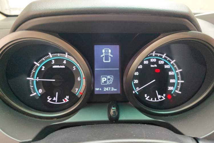 Used Toyota Prado 2010 4.0L Automatic TX-L Instrument Cluster