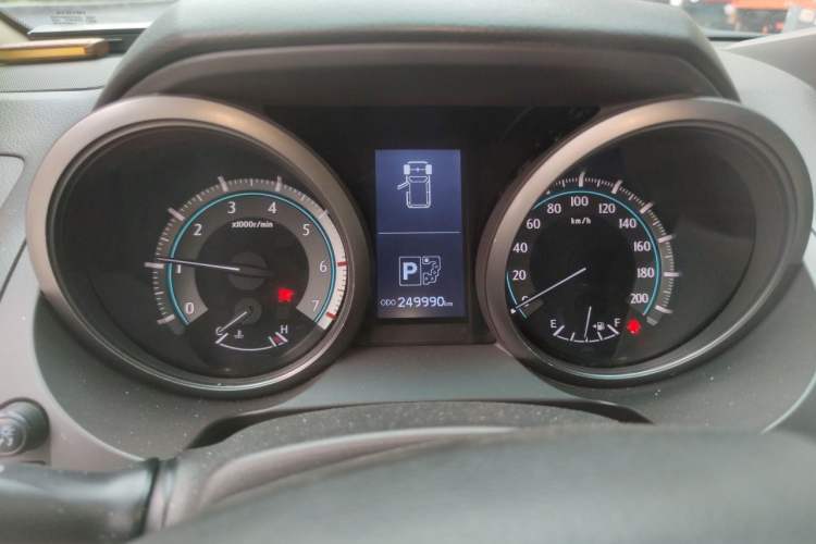 Used Toyota Prado 2010 4.0L Automatic TX-L Instrument Cluster