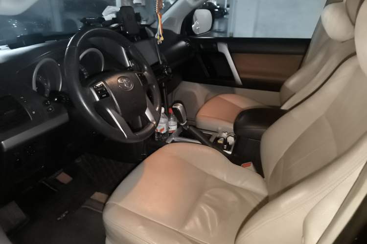 Used Toyota Prado 2010 2.7L Automatic Standard Edition Left Front Seat