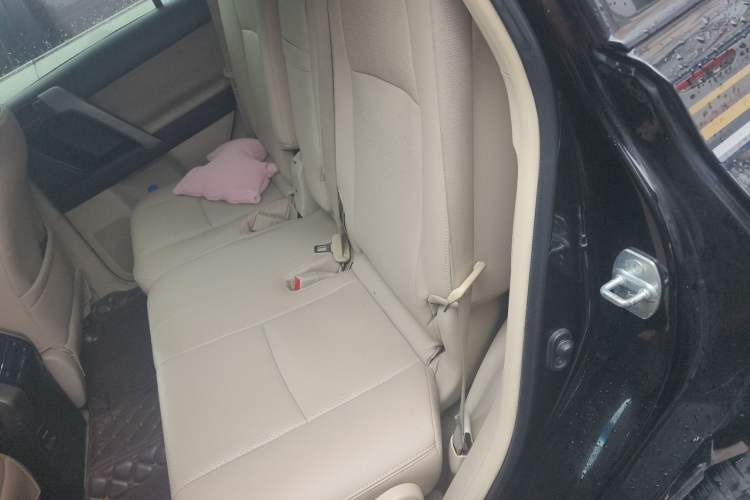 Used Toyota Prado 2010 2.7L Automatic Deluxe Edition Left Rear Seat