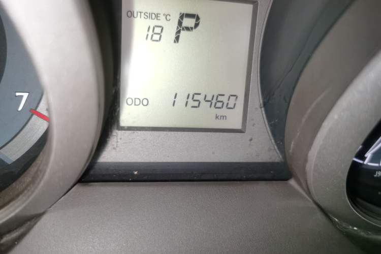 Used Toyota Prado 2010 2.7L Automatic Deluxe Edition Odometer Close Up