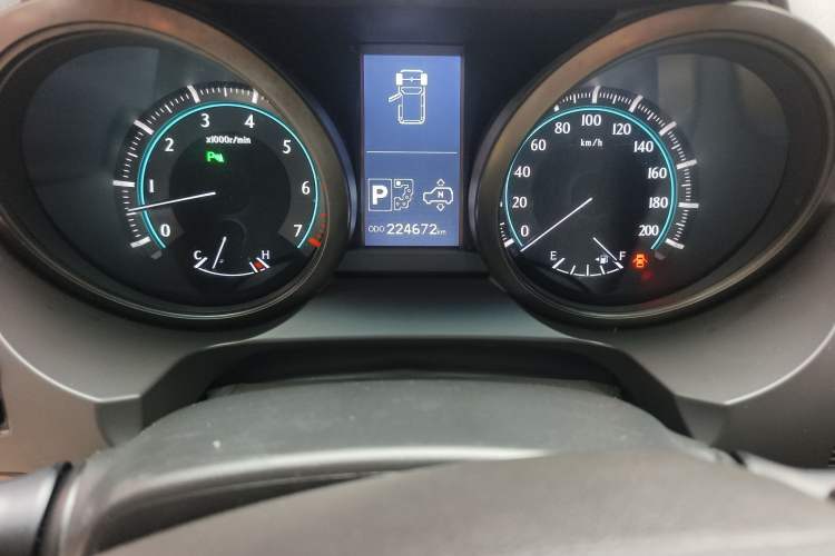 Used Toyota Prado 2010 4.0L Automatic VX NAVI Odometer Close Up