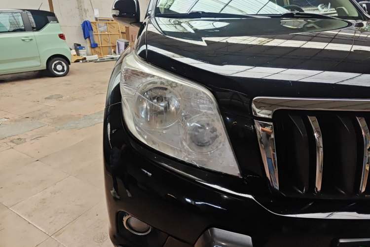 Used Toyota Prado 2010 2.7L Automatic Standard Edition Right Front Headlight