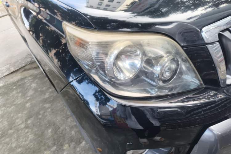 Used Toyota Prado 2010 4.0L Automatic VX NAVI Right Front Headlight