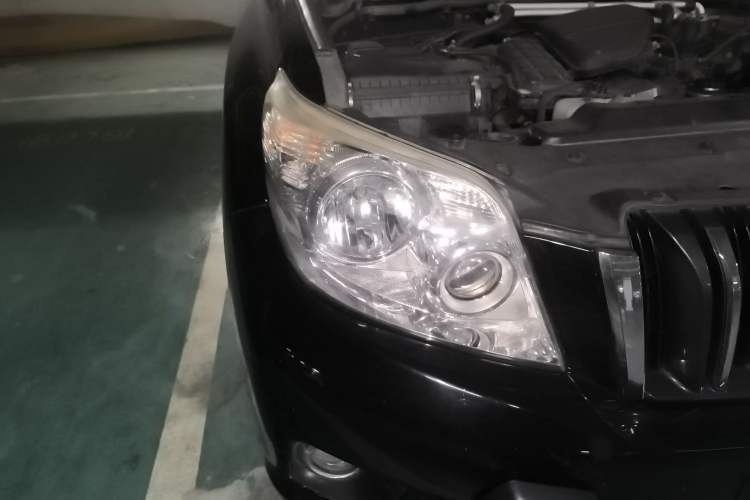 Used Toyota Prado 2010 2.7L Automatic Standard Edition Right Front Headlight