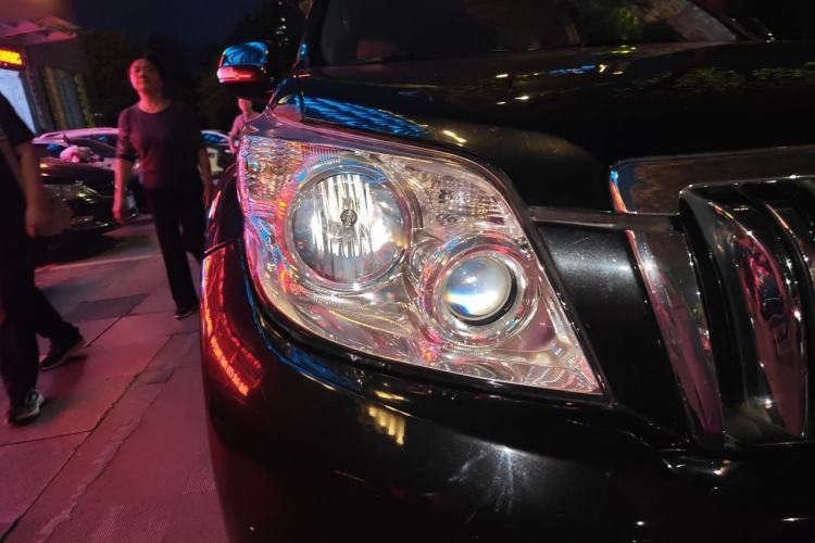 Used Toyota Prado 2010 2.7L Automatic Standard Edition Right Front Headlight