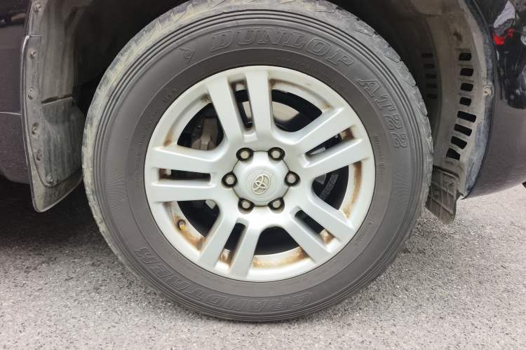 Used Toyota Prado 2010 4.0L Automatic VX NAVI Right Front Wheel Hub