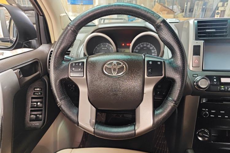 Used Toyota Prado 2010 2.7L Automatic Standard Edition Steering Wheel