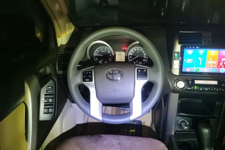 Used Toyota Prado 2010 2.7L Automatic Deluxe Edition Steering Wheel