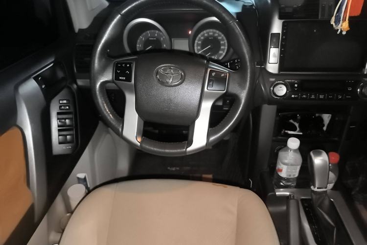 Used Toyota Prado 2010 2.7L Automatic Standard Edition Steering Wheel