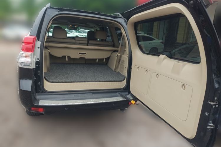 Used Toyota Prado 2010 4.0L Automatic VX NAVI Trunk