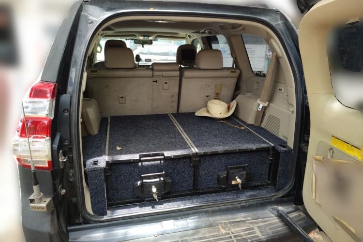 Used Toyota Prado 2010 4.0L Automatic TX-L NAVI Trunk