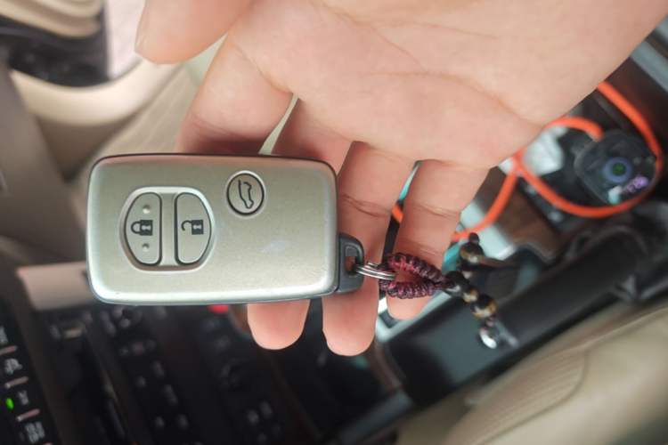 Used Toyota Prado 2010 4.0L Automatic VX NAVI Vehicle Key