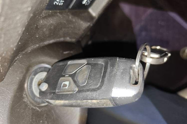 Used Toyota Prado 2010 2.7L Automatic Standard Edition Vehicle Key