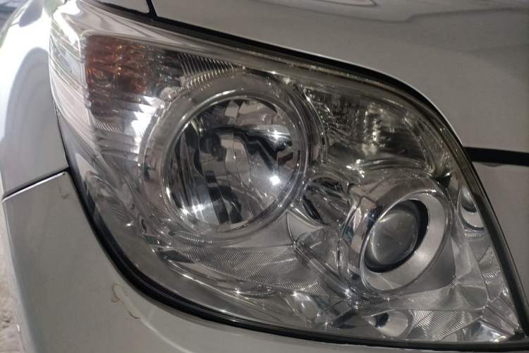 Used Toyota Prado 2010 4.0L Automatic TX-L Right Front Headlight