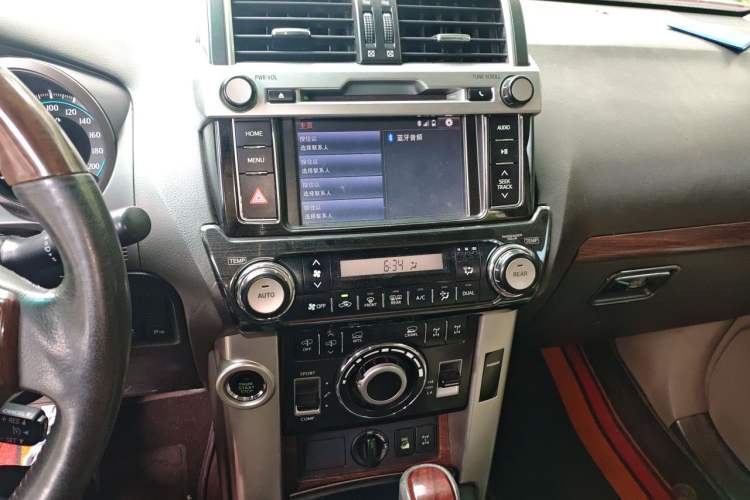 Used Toyota Prado  Audio And AC Panel