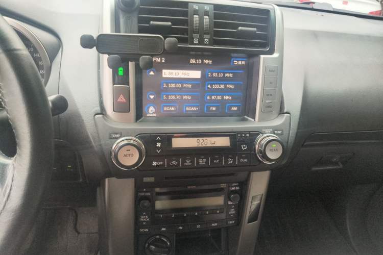Used Toyota Prado 2010 2.7L Automatic Standard Edition Audio And AC Panel