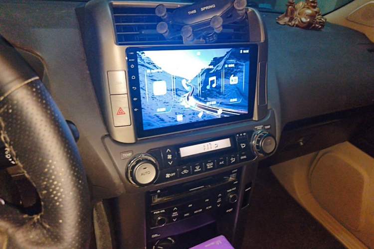Used Toyota Prado 2010 2.7L Automatic Deluxe Edition Audio And AC Panel