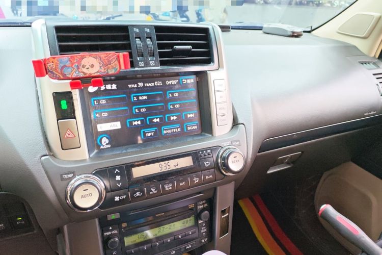 Used Toyota Prado 2010 2.7L Automatic Standard Edition Audio And AC Panel