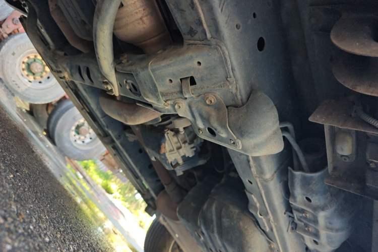 Used Toyota Prado 2010 4.0L Automatic VX NAVI Chassis Front Left