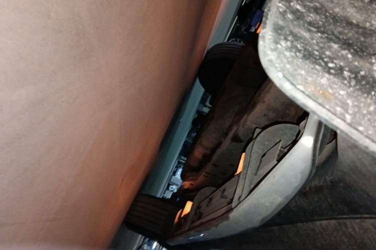 Used Toyota Prado 2010 4.0L Automatic TX-L Chassis Front Left