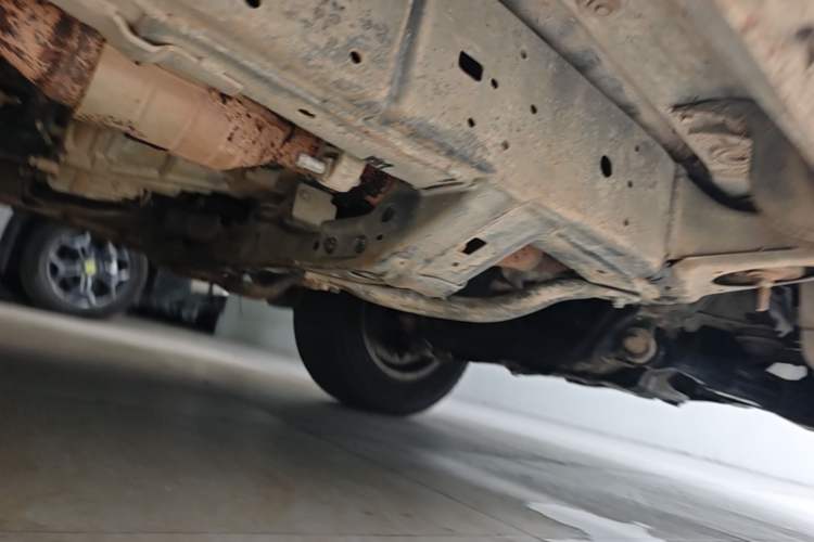 Used Toyota Prado 2010 2.7L Automatic Deluxe Edition Chassis Front Right