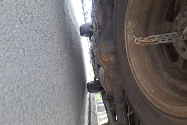 Used Toyota Prado 2010 2.7L Automatic Deluxe Edition Chassis Rear