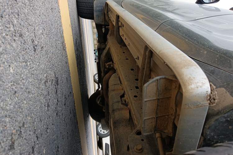 Used Toyota Prado 2010 4.0L Automatic TX-L Chassis Rear Left