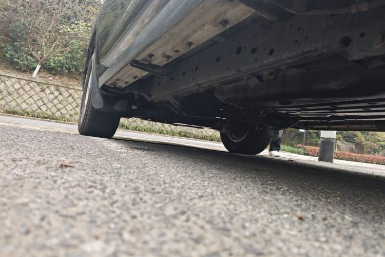 Used Toyota Prado 2010 2.7L Automatic Standard Edition Chassis Rear Left