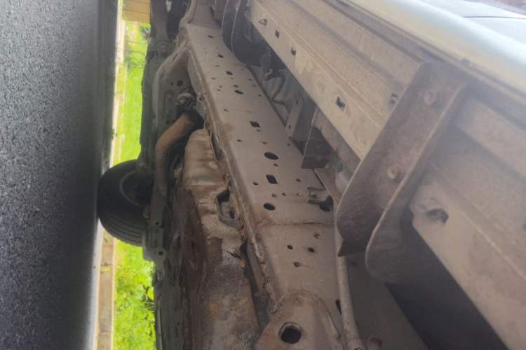 Used Toyota Prado 2010 4.0L Automatic TX-L Chassis Rear Left
