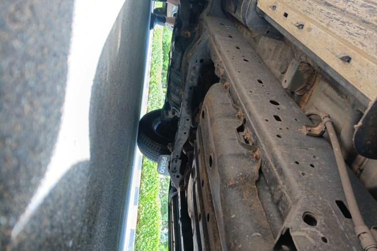 Used Toyota Prado 2010 2.7L Automatic Deluxe Edition Chassis Rear Left