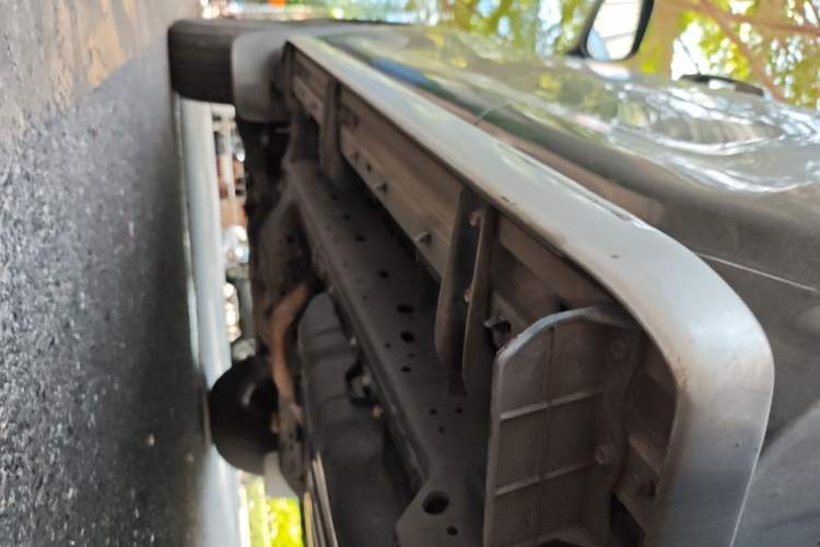 Used Toyota Prado 2010 4.0L Automatic TX-L Chassis Rear Left