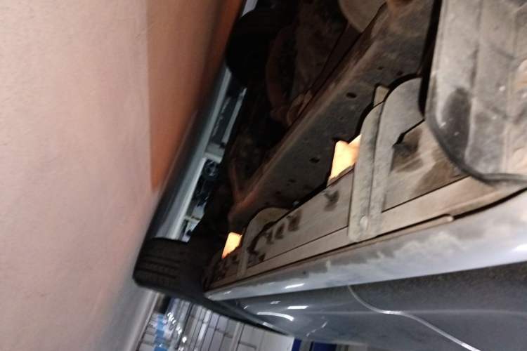 Used Toyota Prado 2010 4.0L Automatic TX-L Chassis Rear Right