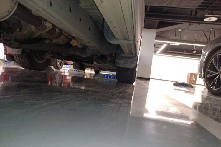 Used Toyota Prado 2010 2.7L Automatic Standard Edition Chassis Rear Right