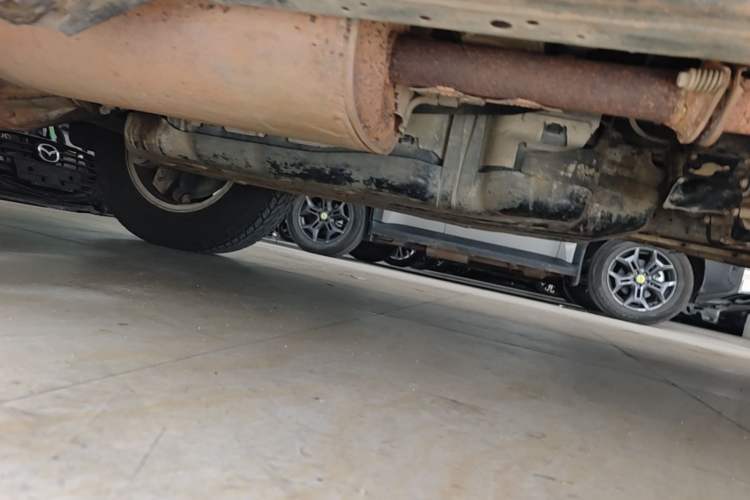 Used Toyota Prado 2010 2.7L Automatic Deluxe Edition Chassis Rear Right