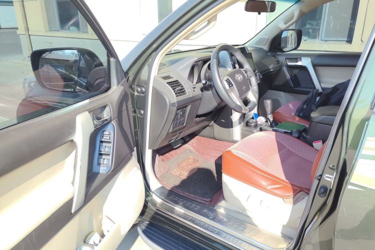 Used Toyota Prado 2010 4.0L Automatic TX-L Driver Seat