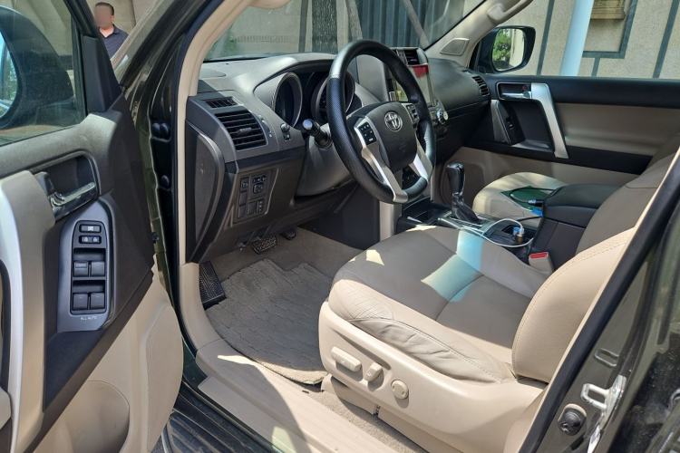 Used Toyota Prado 2010 4.0L Automatic TX-L Driver Seat