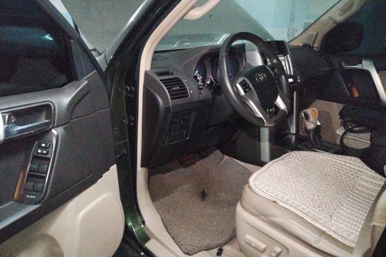 Used Toyota Prado 2010 4.0L Automatic TX Driver Seat