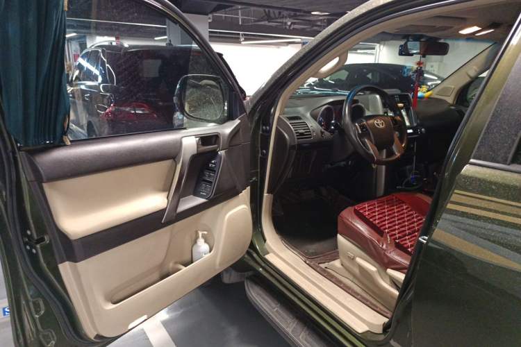 Used Toyota Prado 2010 2.7L Automatic Standard Edition Driver Seat