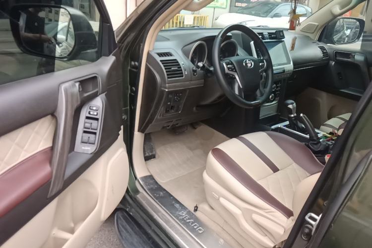 Used Toyota Prado 2010 2.7L Automatic Standard Edition Driver Seat