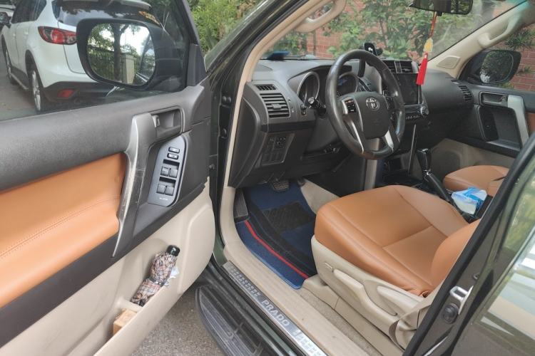 Used Toyota Prado 2010 2.7L Automatic Standard Edition Driver Seat