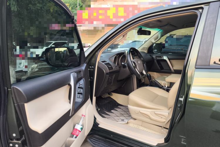 Used Toyota Prado 2010 2.7L Automatic Deluxe Edition Driver Seat